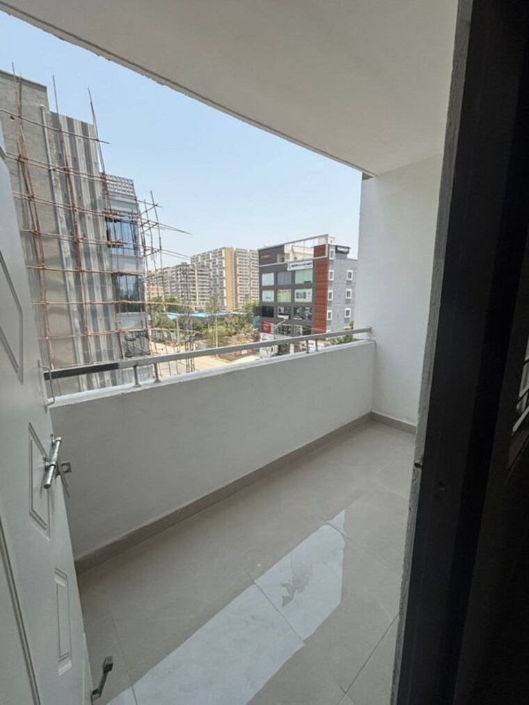 Balcony, serilingampally 3 Bedroom 2000 Sq.Ft. Apartment In Serilingampally Hyderabad 10418970