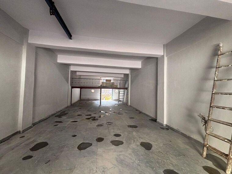 Kitchen, goregaon east Commercial Warehouse 1000 Sq.Ft. In Goregaon East Mumbai 10418983