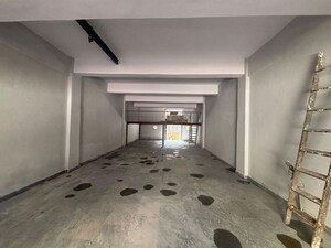  Warehouse For Rent in Goregaon East