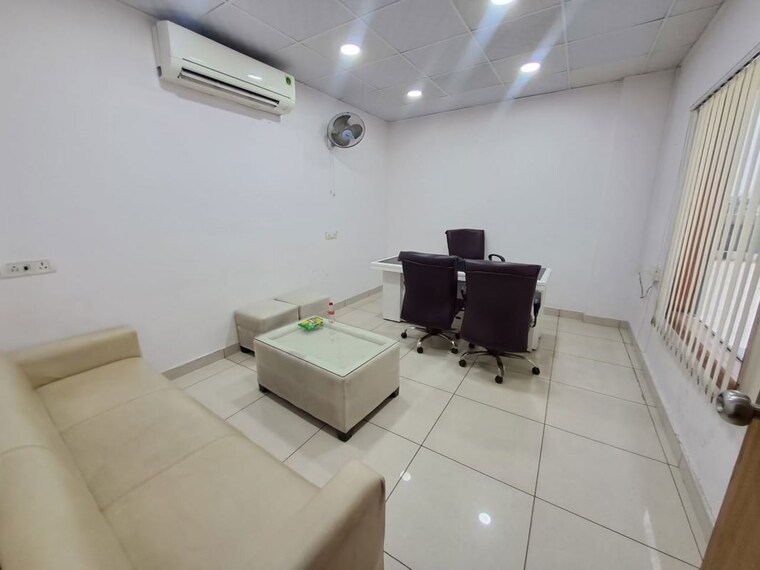 Team Area, sector 63 Commercial Office Space in IT/SEZ 1200 Sq.Ft. In Sector 63 Noida 10418968