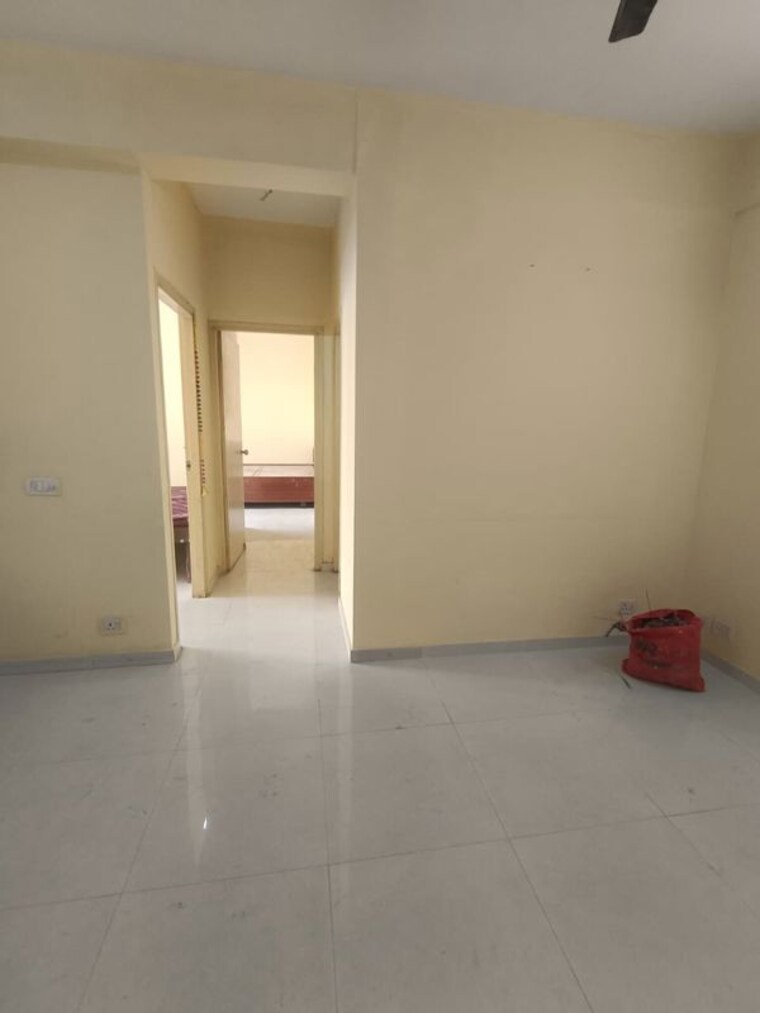 Room, vatika-xpressions 2.5 Bedroom 1350 Sq.Ft. Builder Floor In Sector 88b Gurgaon 10418974