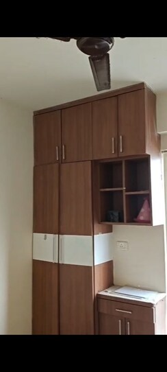 2 BHK Apartment For Rent in Suncity Avenue 102