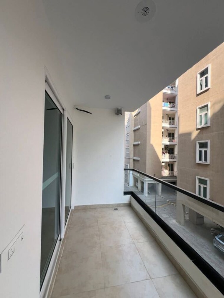 Balcony, hermitage-centralis 3 Bedroom 1700 Sq.Ft. Apartment In Vip Road Zirakpur 10418995
