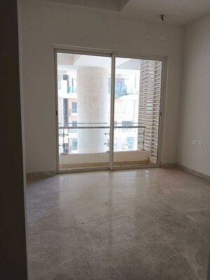 Room in 4 BHK Apartment at Indiabulls Sky Forest, Lower Parel – for Sale