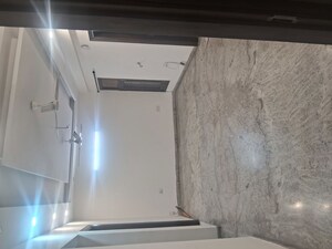 Room in 3 BHK Builder Floor at Sector 12 – for Rent