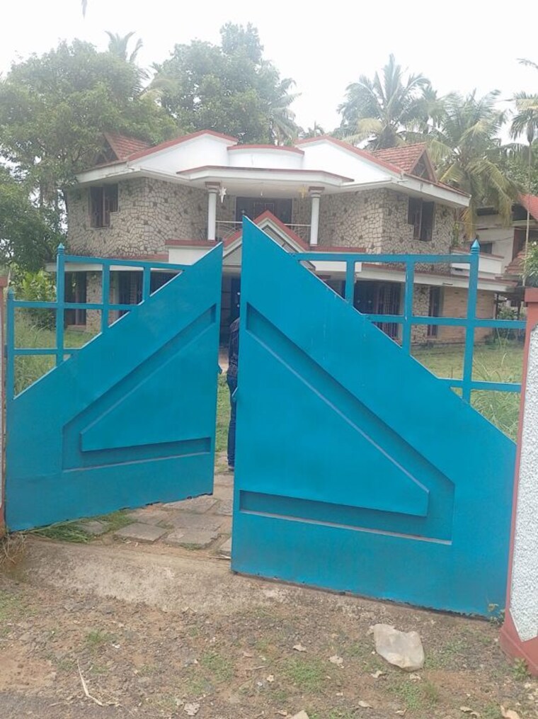 undefined, chiyyaram 4 Bedroom 3000 Sq.Ft. Independent House In Chiyyaram Thrissur 10414358