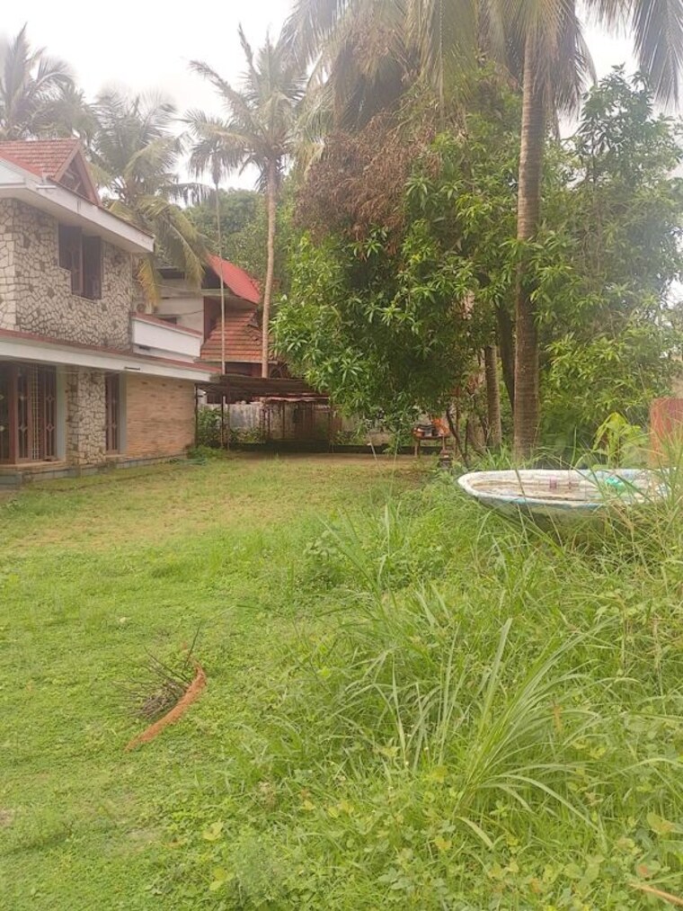 undefined, chiyyaram 4 Bedroom 3000 Sq.Ft. Independent House In Chiyyaram Thrissur 10414358