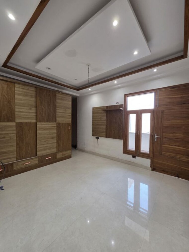 Room, green fields colony 4 Bedroom 2450 Sq.Ft. Builder Floor In Green Fields Colony Faridabad 10419019