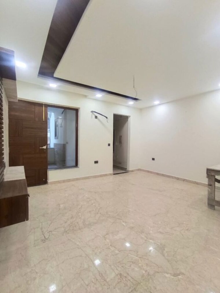 Room, green fields colony 4 Bedroom 2450 Sq.Ft. Builder Floor In Green Fields Colony Faridabad 10419019