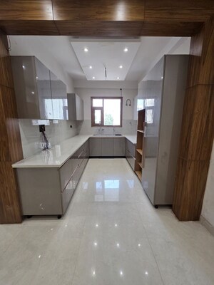 Kitchen in 4 BHK Builder Floor at Green Fields Colony – for Rent