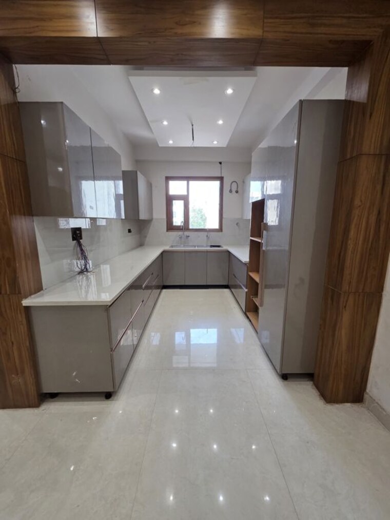 Kitchen, green fields colony 4 Bedroom 2450 Sq.Ft. Builder Floor In Green Fields Colony Faridabad 10419019