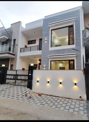 3 BHK Independent House For Sale in Sector 125