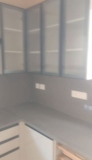 Room in 4 BHK Villa at Vertex Kingston Park, Nallagandla – for Rent