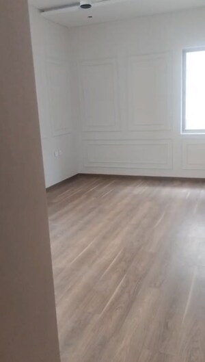 Room in 4 BHK Villa at Vertex Kingston Park, Nallagandla – for Rent
