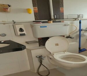 Bathroom in 1 BHK Apartment at Dadar East – for Rent
