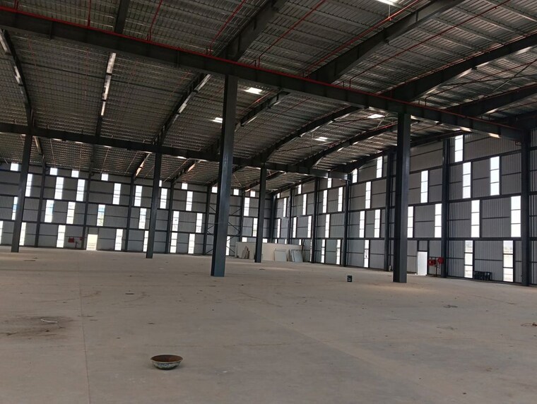  Parking, devanahalli Commercial Warehouse 60100 Sq.Ft. In Devanahalli Bangalore 10419099