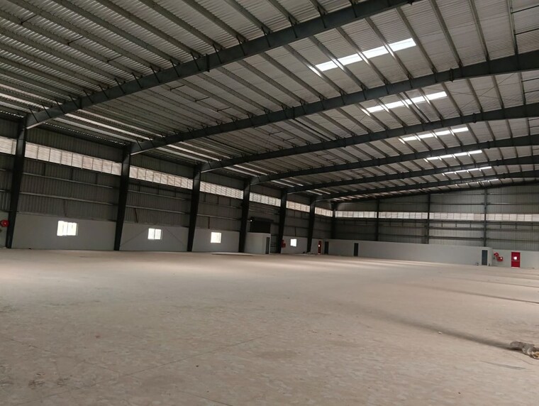  Parking, devanahalli Commercial Warehouse 60200 Sq.Ft. In Devanahalli Bangalore 10419113