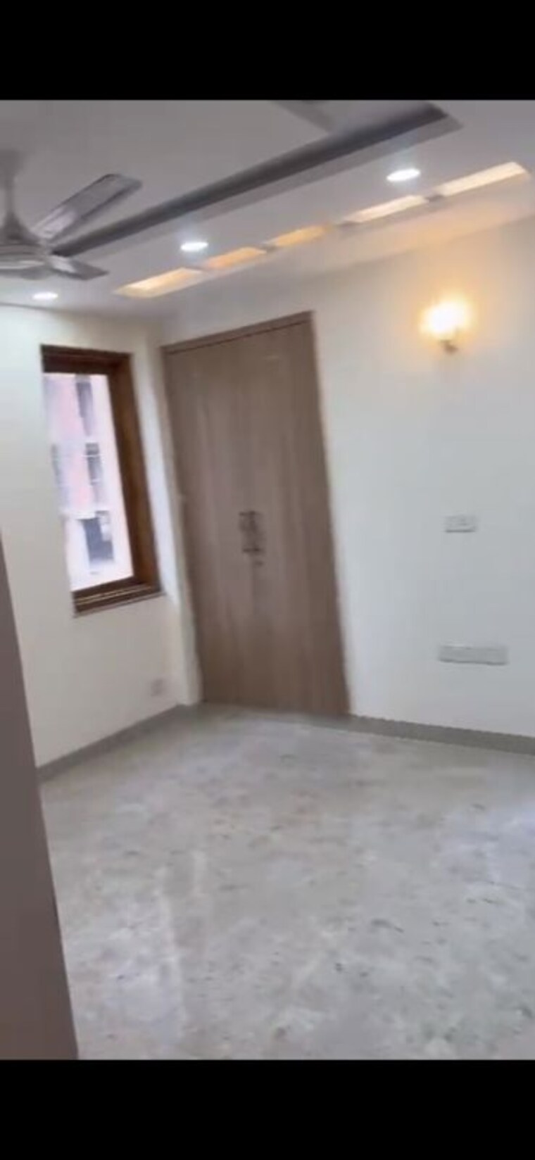 Room, sector 85 3 Bedroom 250 Sq.Yd. Builder Floor In Sector 85 Faridabad 10419120