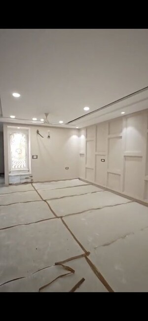 Bathroom in 4 BHK Builder Floor at Sector 85 – for Sale