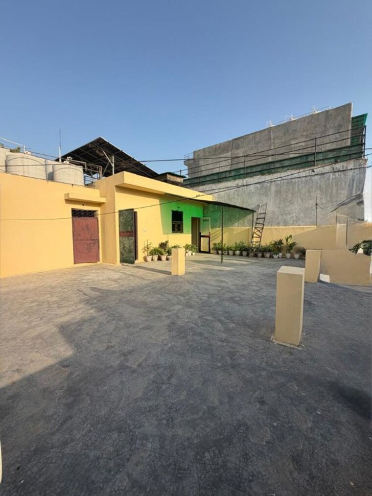 Exterior View, mansarover garden 3 Bedroom 1000 Sq.Ft. Builder Floor In Mansarover Garden Delhi 10419175
