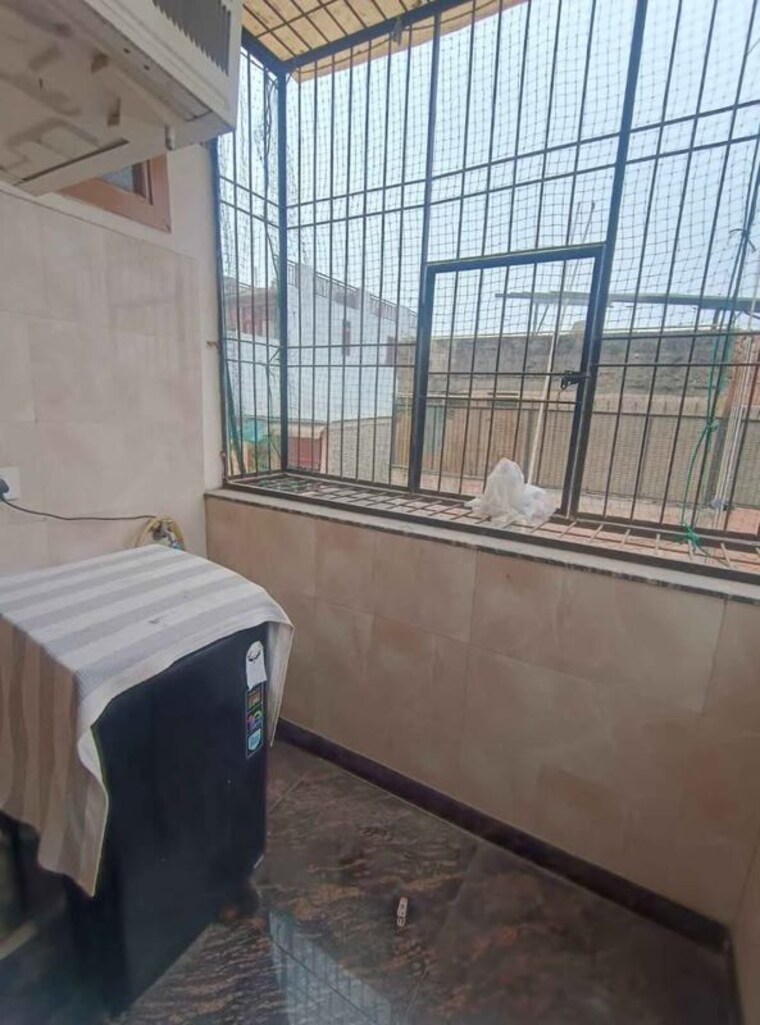 Balcony, malviya nagar 1 Bedroom 50 Sq.Yd. Builder Floor In Malviya Nagar Delhi 10419176
