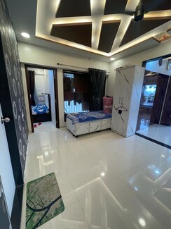 2 BHK Apartment For Sale in Chandak Nishchay