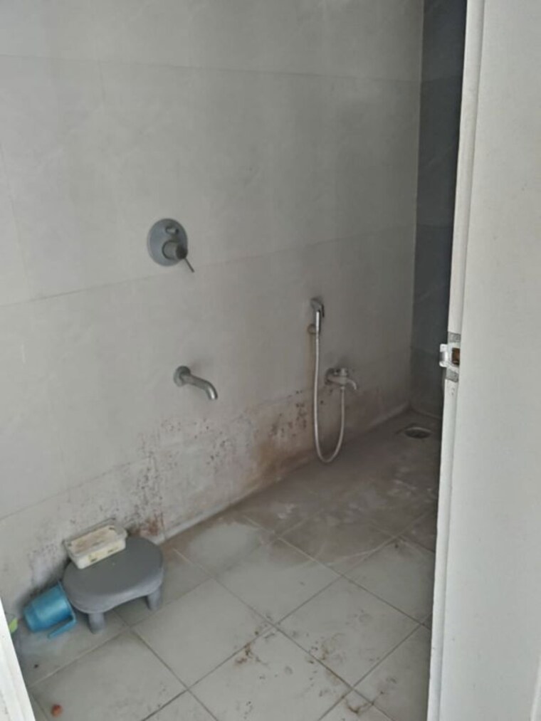 Bathroom, pinnacle-gulmohar 2 Bedroom 1000 Sq.Ft. Apartment In Bavdhan Pune 10419230