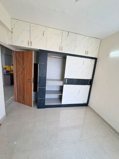 2 BHK Apartment For Rent in Signature The Millennia 3