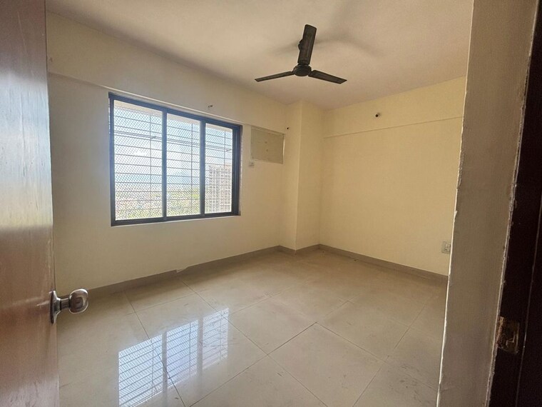 Room, everest-countryside-petunia 1 Bedroom 420 Sq.Ft. Apartment In Kasarvadavali Thane 10419161