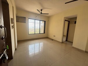 Room in 1 BHK Apartment at Everest Countryside Petunia, Kasarvadavali – for Sale