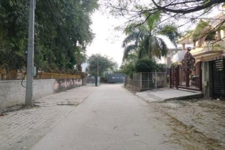 Exterior View, sector 14  350 Sq.Yd. Plot In Sector 14 Faridabad 10413852