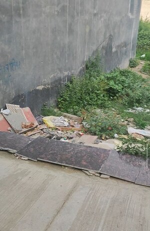  Plot – Exterior View View at Sadarpur - for Sale