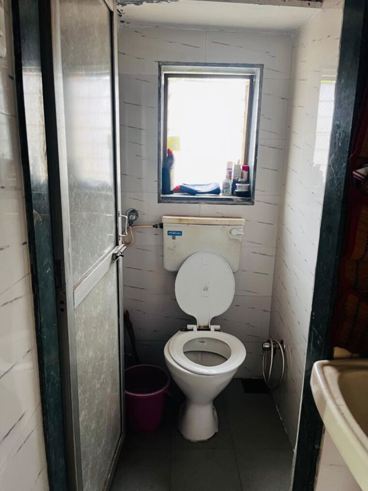 Bathroom, sandesh nagar 1 Bedroom 450 Sq.Ft. Apartment In Sandesh Nagar Mumbai 10419300