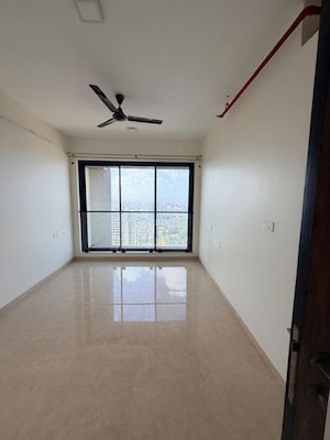 Room in 1 BHK Apartment at Dosti Eastern Bay Phase 2, Wadala – for Sale