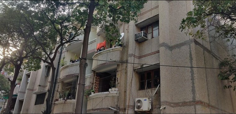 Exterior View, express-view-apartment 2 Bedroom 1050 Sq.Ft. Apartment In Sector 93 Noida 10407194