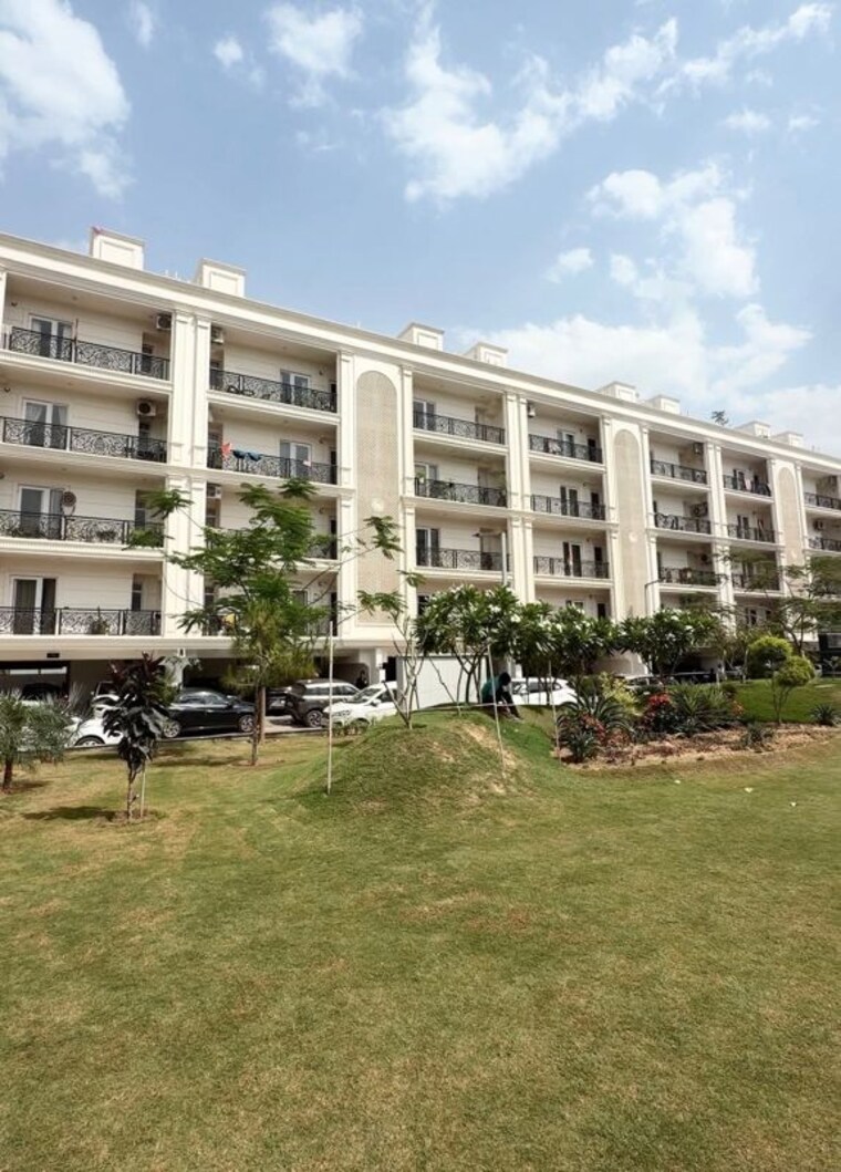 Exterior View, trehan-luxury-floors 3 Bedroom 1680 Sq.Ft. Apartment In Sohna Sector 35 Gurgaon 10419308