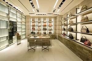 Showroom For Rent in Rs Puram