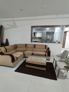 2 BHK + Pooja Room Apartment For Rent in Puravankara Palm Beach