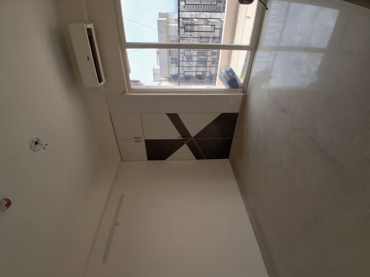Balcony, windsor-paradise-2 3 Bedroom 1150 Sq.Ft. Apartment In Raj Nagar Extension Ghaziabad 10419359