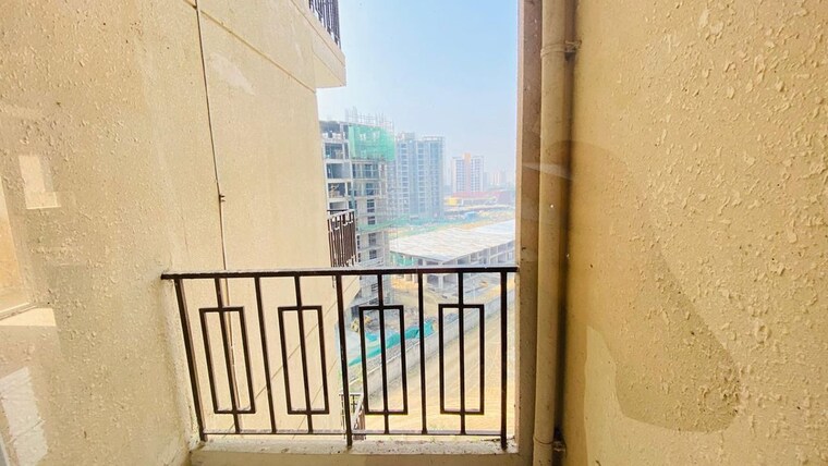 Balcony, pyramid-heights 1 Bedroom 347 Sq.Ft. Apartment In Sector 85 Gurgaon 10419370