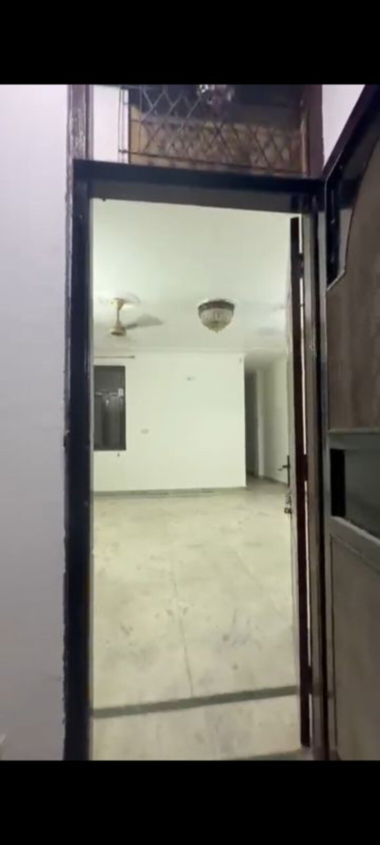 Bathroom, govindpuri 3 Bedroom 115 Sq.Ft. Builder Floor In Govindpuri Delhi 10419381