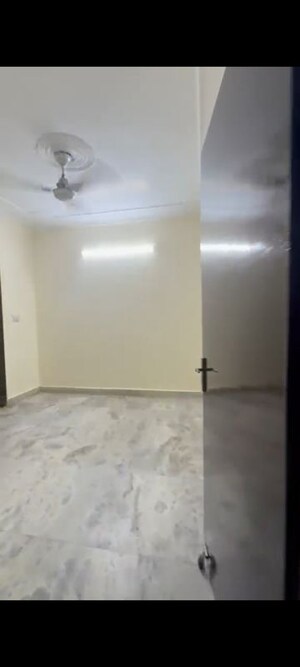 Room in 3 BHK Builder Floor at Govindpuri – for Sale
