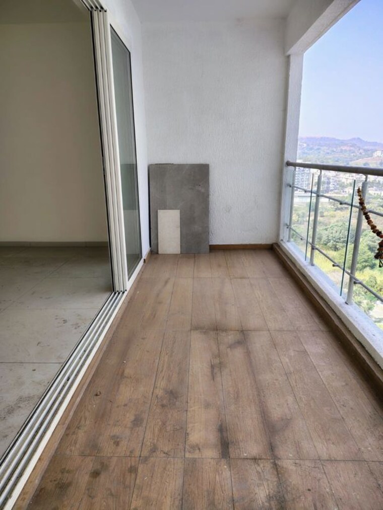 Balcony, kale-classic 2 Bedroom 1000 Sq.Ft. Apartment In Bavdhan Pune 10419377