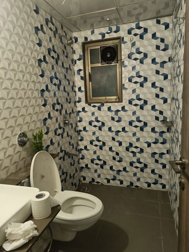 Bathroom, bramhacorp-the-collection 2 Bedroom 800 Sq.Ft. Apartment In Kalyani Nagar Pune 10419384