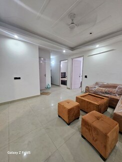 2 BHK Builder Floor For Rent in Saket