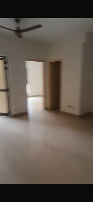 Room in 2.5 BHK Apartment at SG Impressions 58, Raj Nagar Extension – for Sale