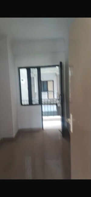 Room in 2.5 BHK Apartment at SG Impressions 58, Raj Nagar Extension – for Sale