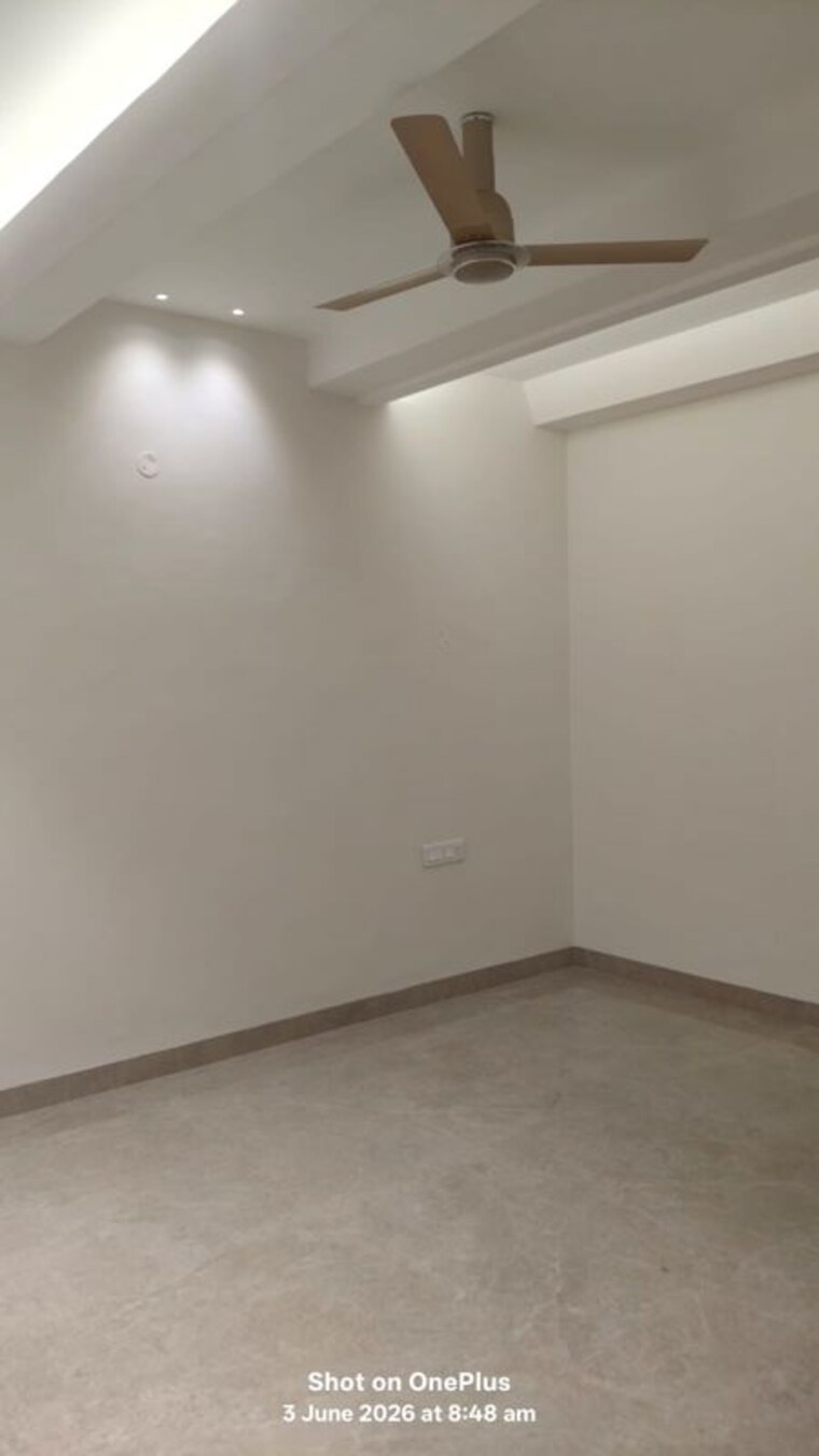 Room, sector 21 3 Bedroom 250 Sq.Yd. Builder Floor In Sector 21 Panchkula 10419425