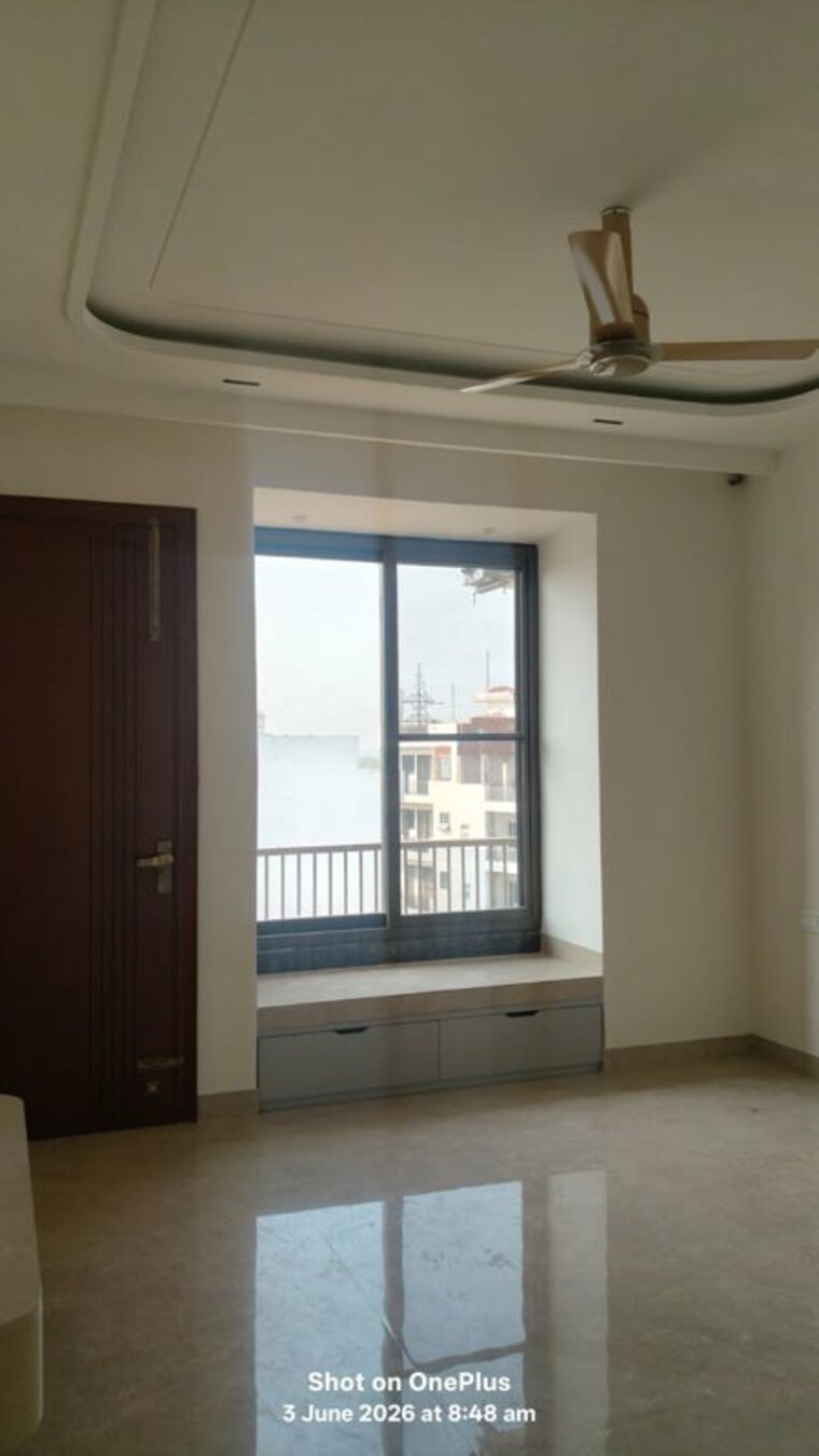 Room, sector 21 3 Bedroom 250 Sq.Yd. Builder Floor In Sector 21 Panchkula 10419443