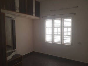 Room in 2 BHK Builder Floor at Ramamurthy Nagar – for Rent